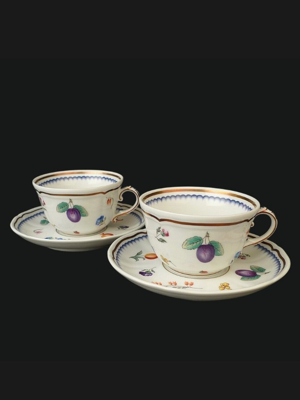 Vintage Richard Ginori Antico Italian Fruits Cup & Saucer